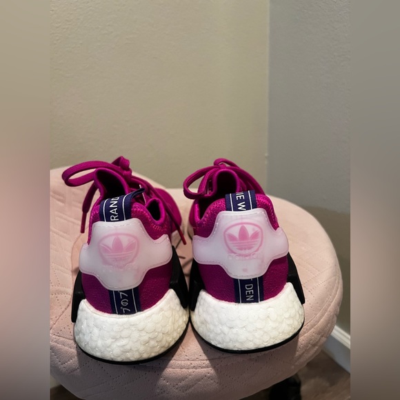 Adidas NMD R1 - Picture 5 of 8